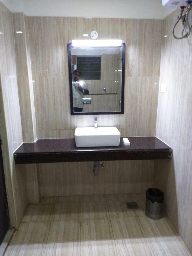 Saravanaa Residency Madurai Eksteriør billede